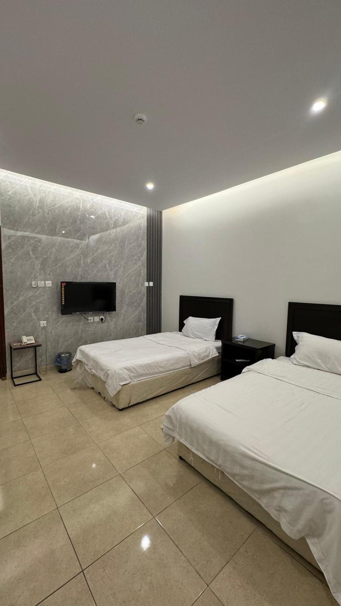 סקאקה Lavina Hotel Apartments מראה חיצוני תמונה