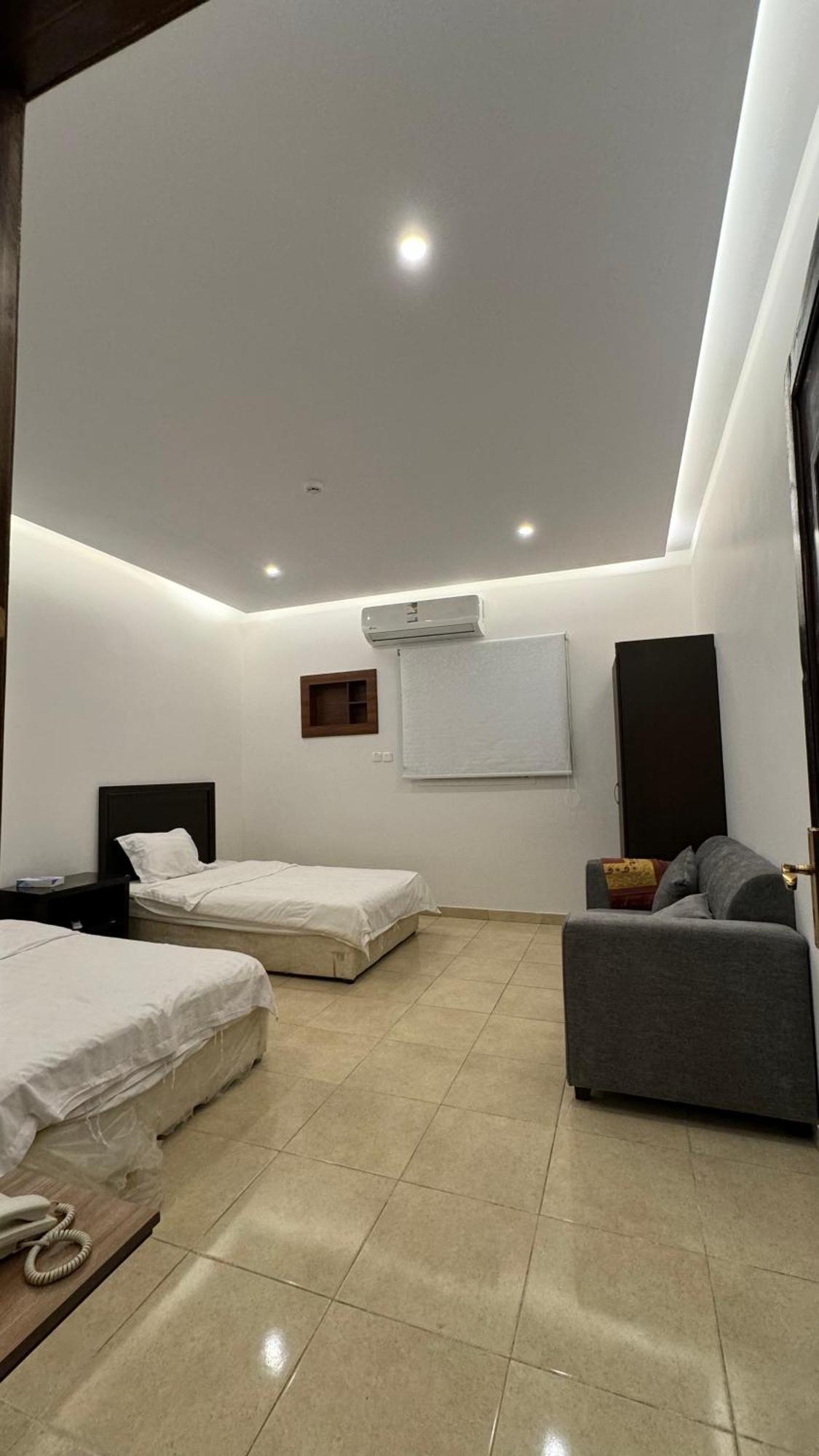 סקאקה Lavina Hotel Apartments מראה חיצוני תמונה
